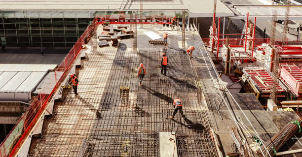 Best Custom Concrete Contractor  in Smithville Sanders, IN